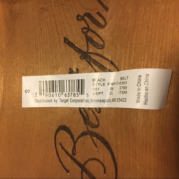 Black Synthetic Women’s Belt - Picture 4 of 4